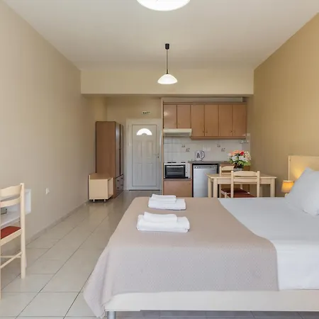 Dallas Aparthotel Svoronata