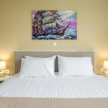 Dallas Aparthotel Svoronata